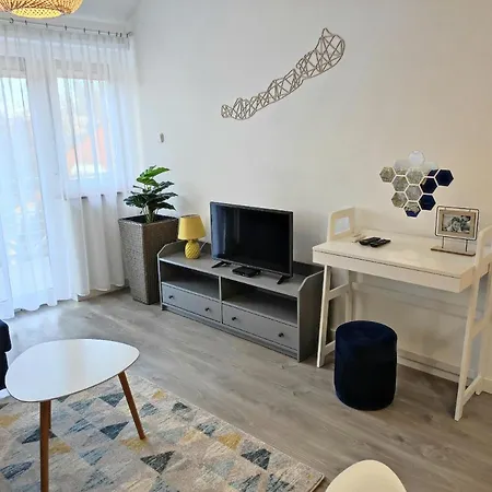 Arnyas Apartmanhaz Apartment *