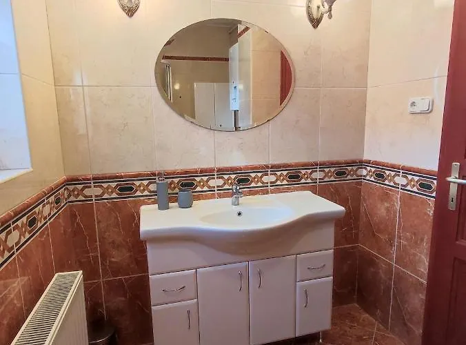 Arnyas Apartmanhaz * Balatonlelle