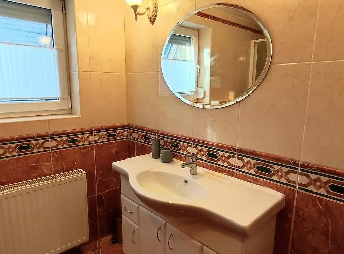 Arnyas Apartmanhaz Apartment Balatonlelle