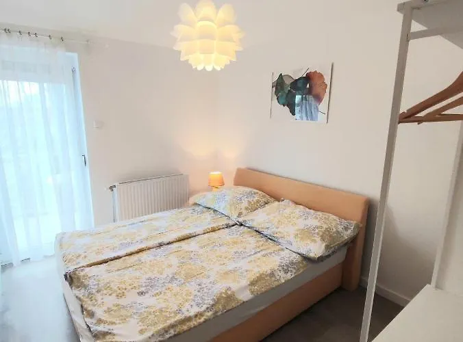 Apartment Arnyas Apartmanhaz *