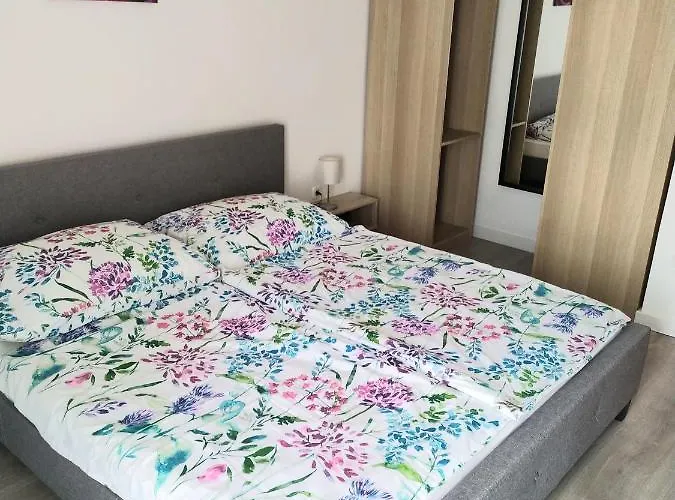 아파트 Arnyas Apartmanhaz