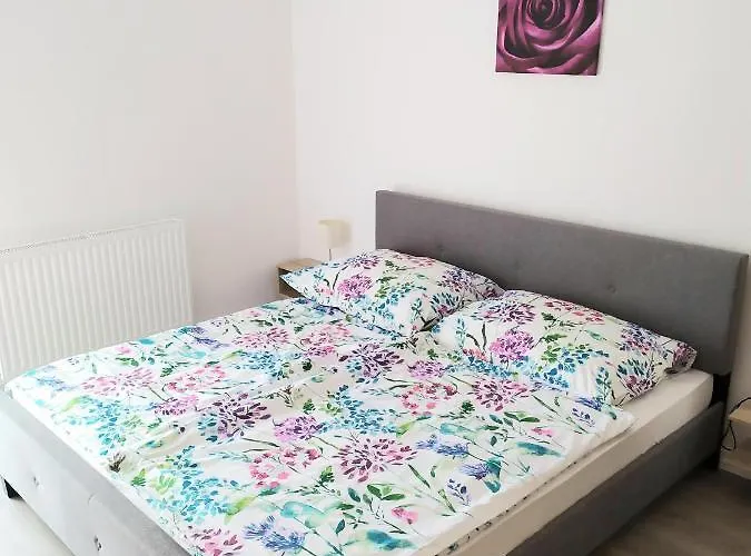 아파트 Arnyas Apartmanhaz